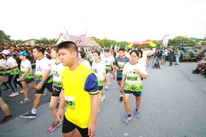 BIB: 
                            <button type="button" onclick="openModal(3530873)" class="btn btn-primary btn-sm float-right btn-popup" data-toggle="modal" data-target=".modal-high-quality">
                        <i class="fas fa-shopping-cart"></i> Add to Cart
                    </button>
                                            <button type="button" onclick="isThisMe(3530873, true)" class="btn btn-success btn-sm float-right btn-popup btn-isme hidden" data-toggle="tooltip" data-placement="bottom" title="นี่คือรูปของคุณใช่ไหม คลิกที่นี่เพื่อเอาเข้าอัลบั้ม">
                        <i class="fas fa-plus"></i> Add to album
                    </button>
                    <button type="button" onclick="isThisMe(3530873, false)" class="btn btn-warning btn-sm float-right btn-popup btn-isnotme hidden">
                        <i class="fas fa-ban"></i> Remove from album
                    </button>